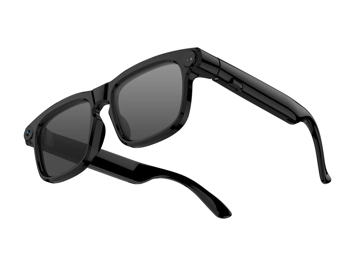 Camera AI smart glasses with tinted electrochromic lenses